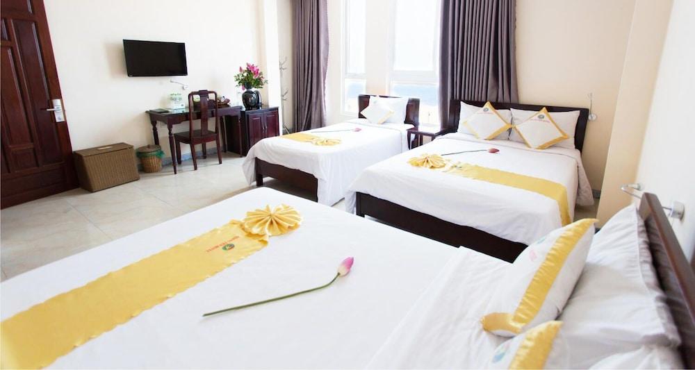 Hong Phuc Hotel Quy Nhon Exterior photo